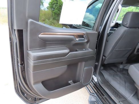 Used 2024 Chevrolet Silverado 1500 RST w/ LPO, Liner Protection Package AWD/4WD image 33