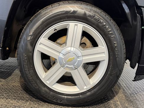 Used 2008 Chevrolet TrailBlazer LT w/ Sun And Sound Package image 10