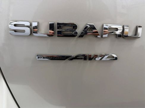 Used 2011 Subaru Outback 2.5i Limited AWD/4WD image 46