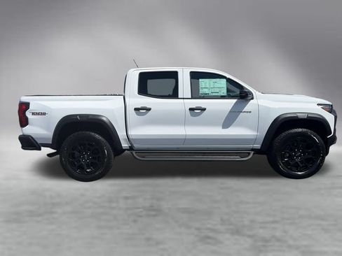 New 2026 Chevrolet Colorado Trail Boss AWD/4WD image 8
