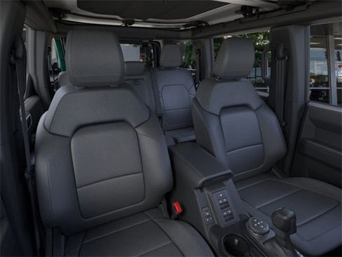 New 2025 Ford Bronco Badlands w/ Sasquatch Package image 10
