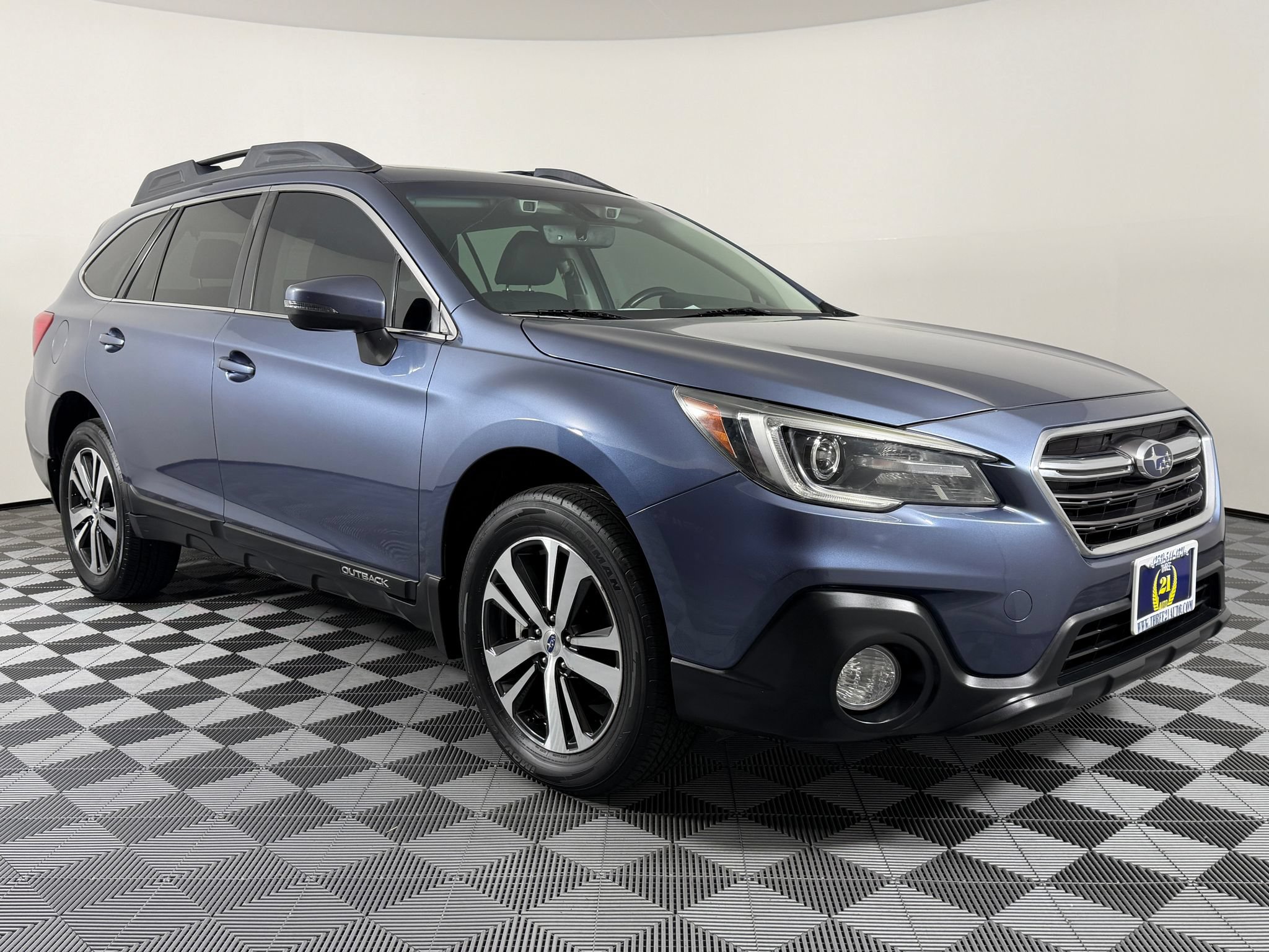 Used 2018 Subaru Outback 2.5i Limited AWD/4WD image 6