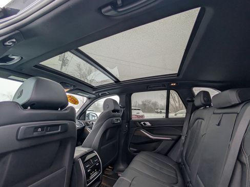 Used 2021 BMW X5 xDrive40i w/ Premium Package 3 image 40