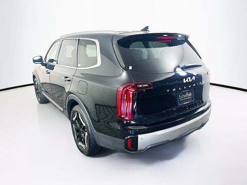 Used 2025 Kia Telluride S FWD image 5