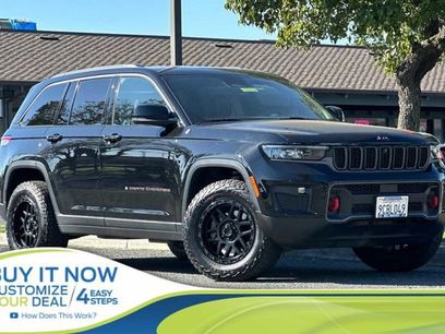 Used 2022 Jeep Grand Cherokee Trailhawk