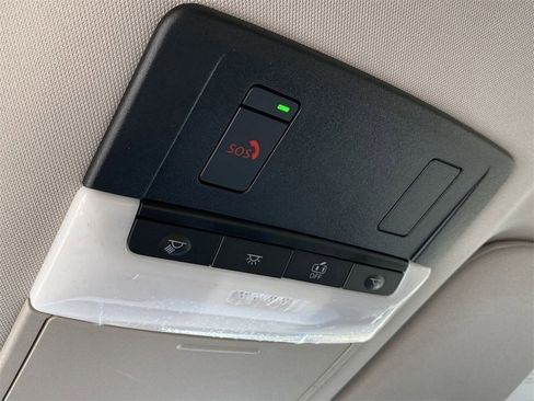 New 2025 Nissan Pathfinder SL image 35