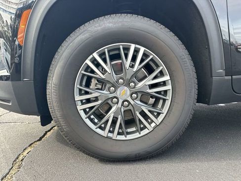New 2025 Chevrolet Traverse LT w/ Enhanced Driving Package image 37