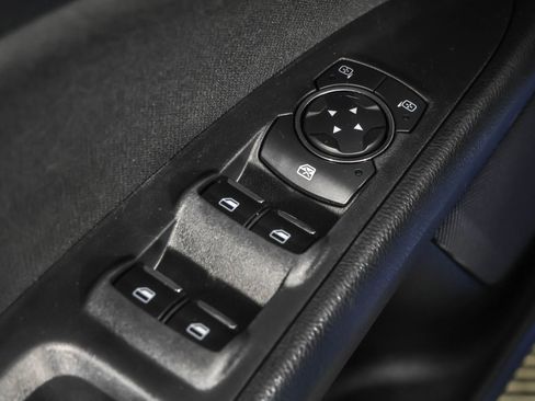 Used 2019 Ford Fusion SE image 34