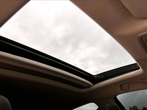 Used 2025 Honda Accord SE image 14