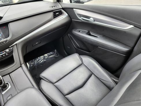 Used 2019 Cadillac XT5 Luxury image 13