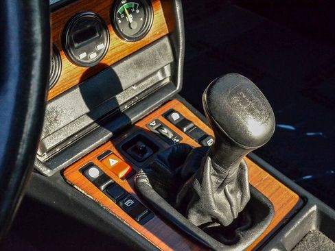 Used 1987 Mercedes-Benz 190 E 2.3-16 image 27