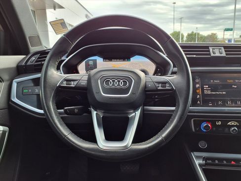 Used 2020 Audi Q3 2.0T Premium Plus w/ Premium Plus Package image 14