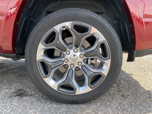 Used 2019 RAM 1500 Limited image 32