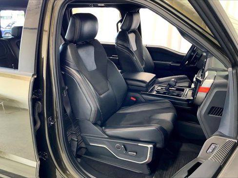 Used 2025 Ford F150 Raptor AWD/4WD image 14