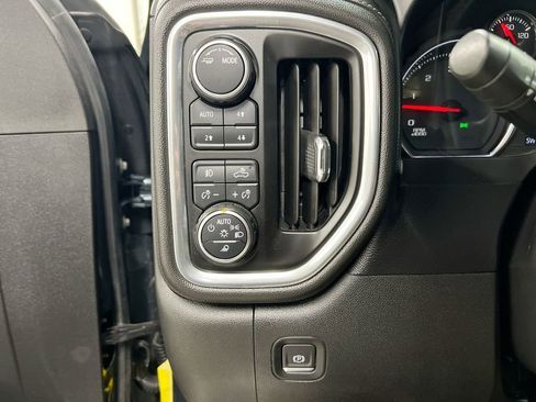 Used 2020 Chevrolet Silverado 2500 LTZ w/ LTZ Plus Package image 18