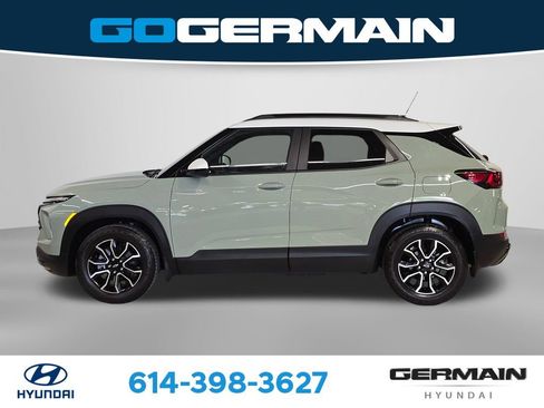 Used 2025 Chevrolet TrailBlazer RS AWD/4WD image 11