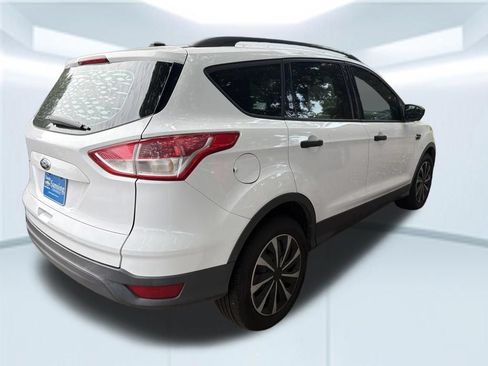 Used 2015 Ford Escape S FWD image 8