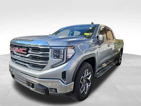 Used 2023 GMC Sierra 1500 SLT w/ SLT Premium Plus Package image 3