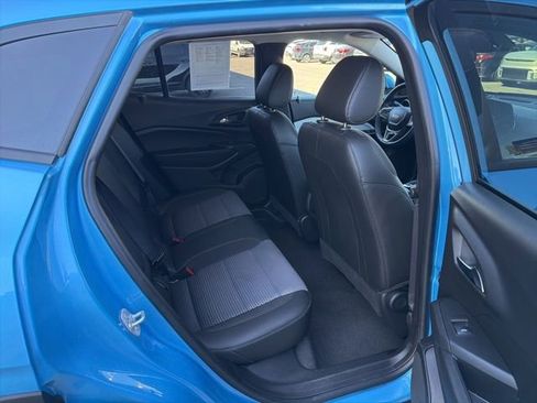Used 2025 Chevrolet Trax LT w/ Driver Confidence Package FWD image 28