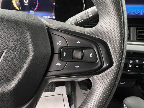 Used 2025 Chevrolet Trax LT image 49