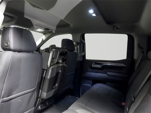 Used 2022 Chevrolet Silverado 1500 LT Trail Boss w/ Protection Package image 11