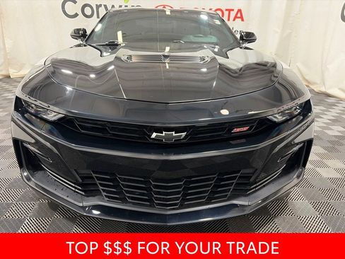 Used 2021 Chevrolet Camaro SS RWD image 2