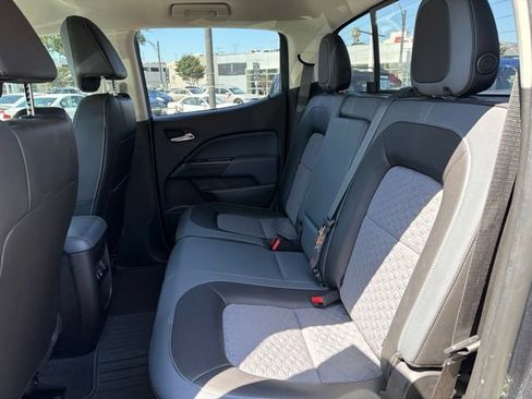 Used 2019 Chevrolet Colorado Z71 AWD/4WD image 20