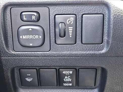 Used 2019 Toyota 4Runner TRD Off-Road Premium AWD/4WD image 14