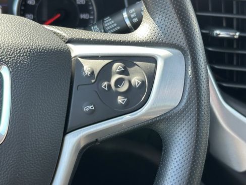 Used 2023 GMC Acadia SLE w/ Driver Convenience Package image 23