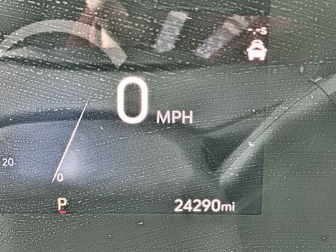 Used 2024 Buick Envista Preferred w/ Convenience I Package image 4