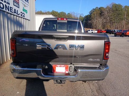 New 2026 RAM 2500 Tradesman AWD/4WD image 4
