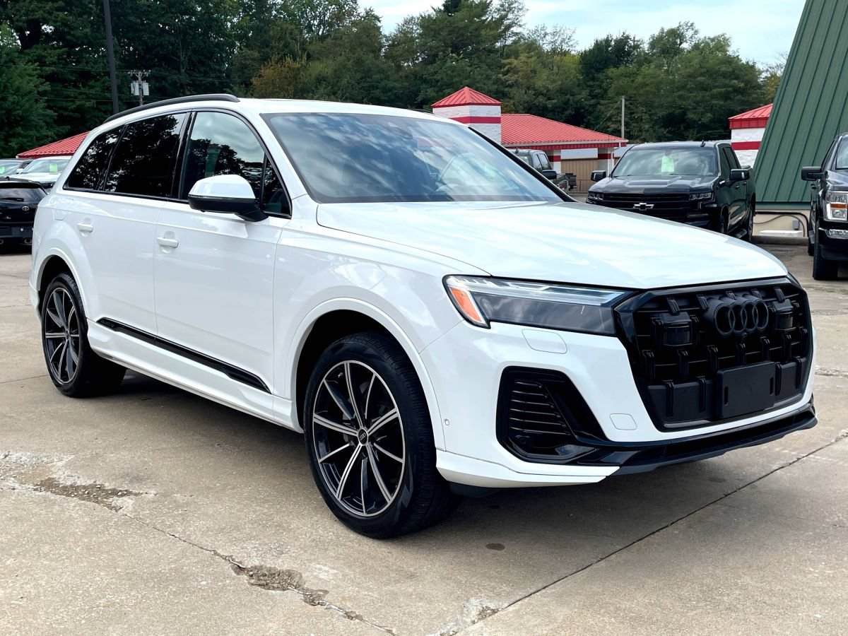 Used 2025 Audi Q7 2.0T Premium Plus AWD/4WD image 2