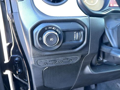 Used 2024 Jeep Wrangler Sport S image 17