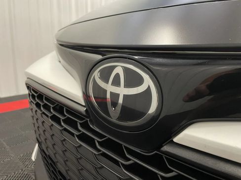 Used 2022 Toyota Corolla SE FWD image 7
