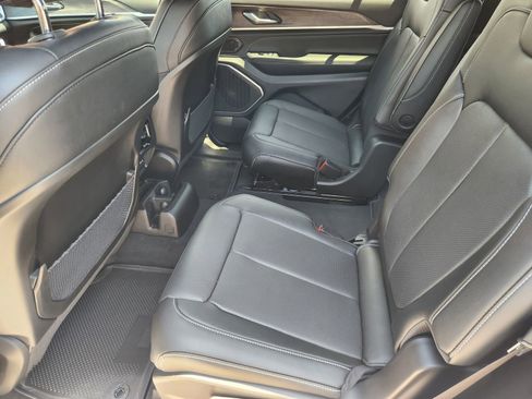 New 2026 Jeep Grand Cherokee L Limited AWD/4WD image 22