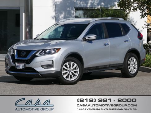 Used 2018 Nissan Rogue SV FWD image 1