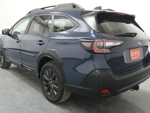 Used 2025 Subaru Outback Onyx Edition AWD/4WD image 6