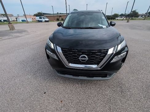 Used 2023 Nissan Rogue SV w/ SV Premium B Package FWD image 17