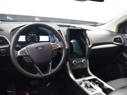 Used 2022 Ford Edge SEL w/ Convenience Package AWD/4WD image 11