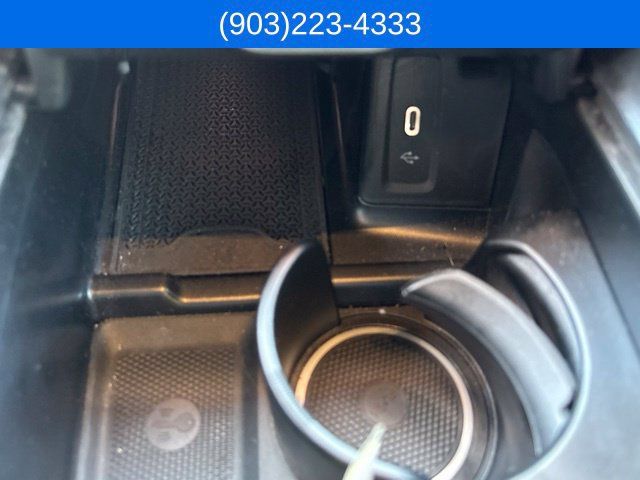 Used 2023 Mercedes-Benz GLC 300 4MATIC image 33