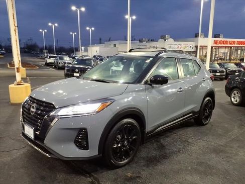 Used 2023 Nissan Kicks SR w/ Interior Electronics Package image 7