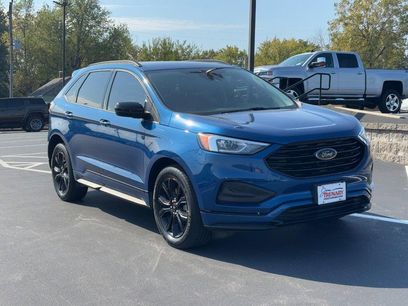 Used 2022 Ford Edge SE w/ Black Appearance Package