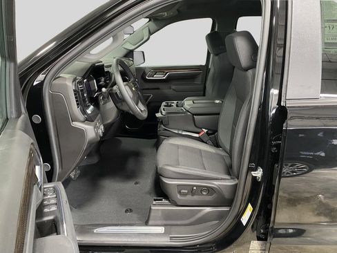 New 2026 Chevrolet Silverado 1500 LT image 14