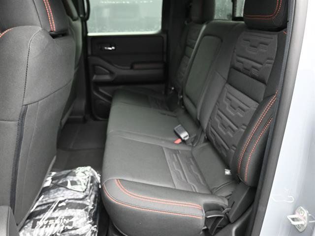 Used 2025 Nissan Frontier PRO-4X w/ Pro Convenience Package AWD/4WD image 12