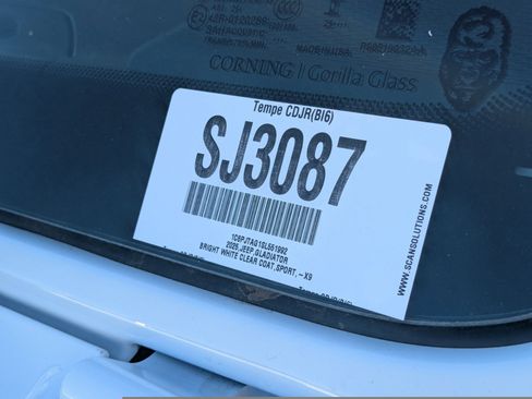 New 2025 Jeep Gladiator Sport AWD/4WD image 23