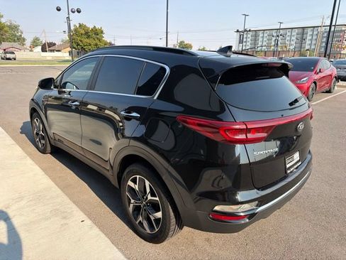 Used 2022 Kia Sportage EX AWD/4WD image 4