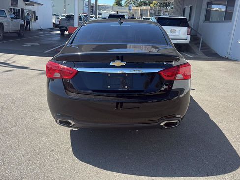Used 2019 Chevrolet Impala Premier FWD image 4