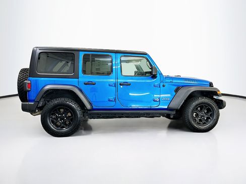 Used 2023 Jeep Wrangler Unlimited w/ Cold Weather Group AWD/4WD image 10