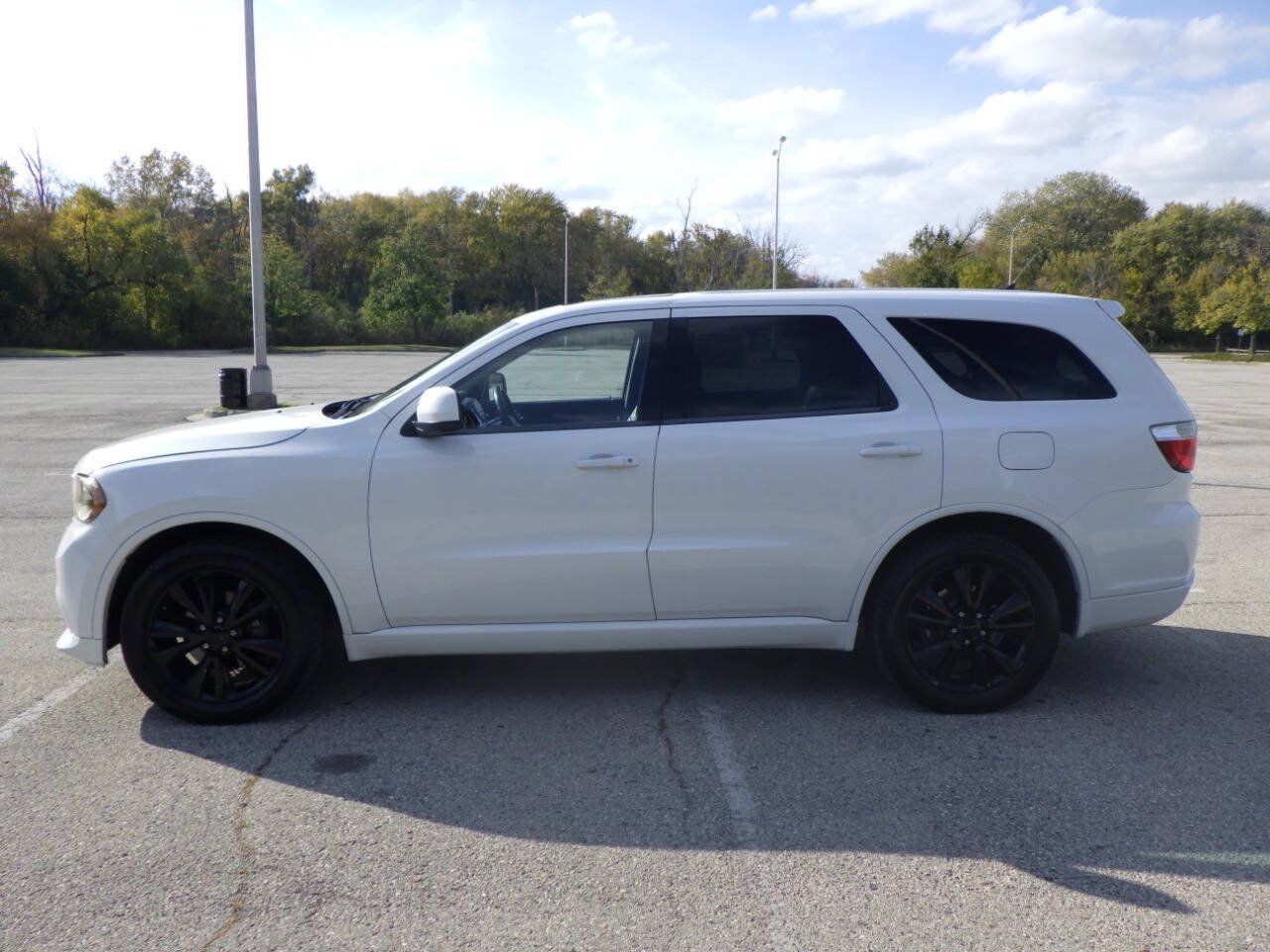 Used 2013 Dodge Durango SXT w/ Blacktop Pkg AWD/4WD image 2