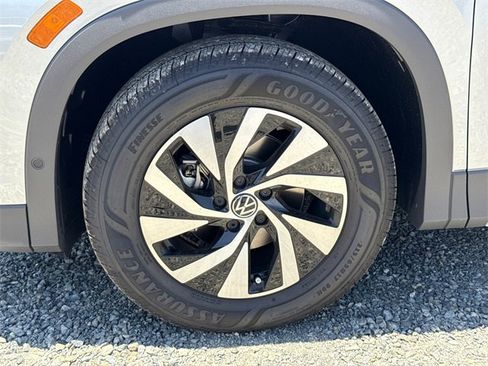 New 2025 Volkswagen Tiguan S image 10